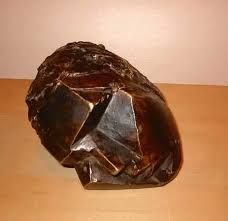Cabeza en piedra