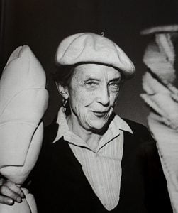 7f463508a8c8fb771877989667d3ed38--louise-bourgeois-american-artists