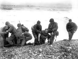 eaa919f5243c3c4922be504019c98ecf--normandy-invasion-landing-craft