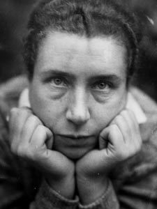 Self-portrait_Lucia_Moholy